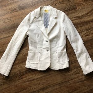 White/cream blazer
